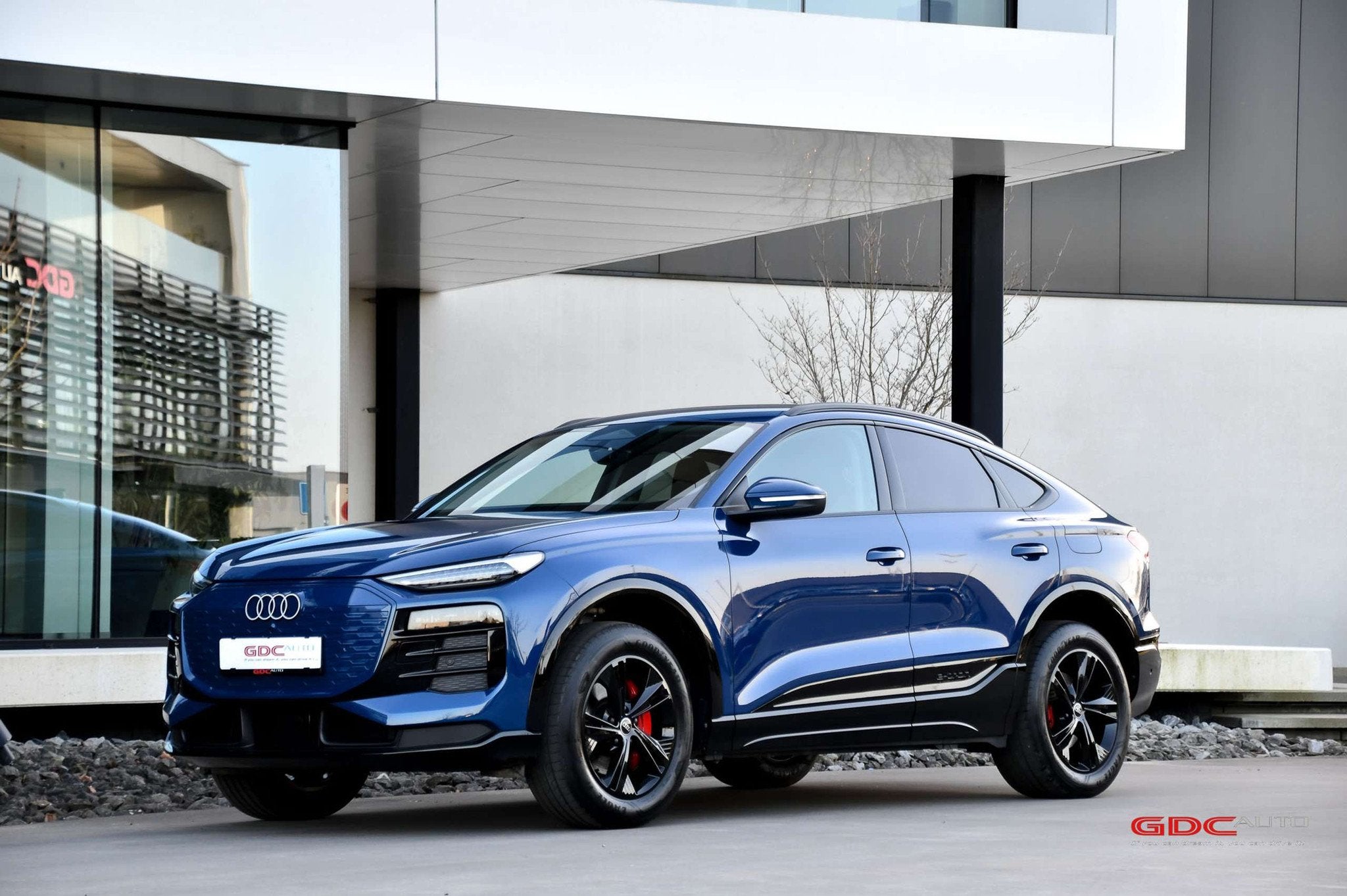 Audi Q6 e-tron Q6 E-Tron Sportback I Adaptive Cruise Control, Auto's, Audi, Gebruikt, Zwart, Blauw, 5 zetels