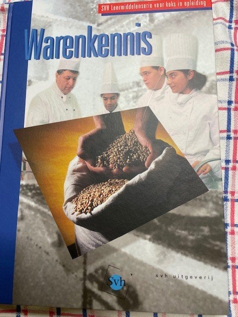 Warenkennis - uitgeverij SVH - Nieuw- 487 blz, Boeken, Gezondheid, Dieet en Voeding, Dieet en Voeding, Nieuw, Ophalen of Verzenden