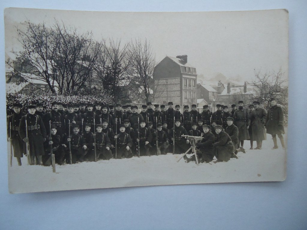 oorlog 1914 - 1918 kaartfoto groep soldaten, Enlèvement ou Envoi, Avant 1940, Utilisé, Costume traditionnel
