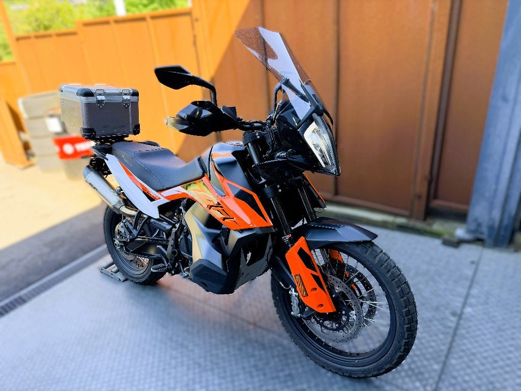 Duke 790cm³ abs 2021 nieuwe staat gar 1.2.3 jaar jhb, Motoren, 2 cilinders, 790 cc, Nieuw, Motorrijbewijs A