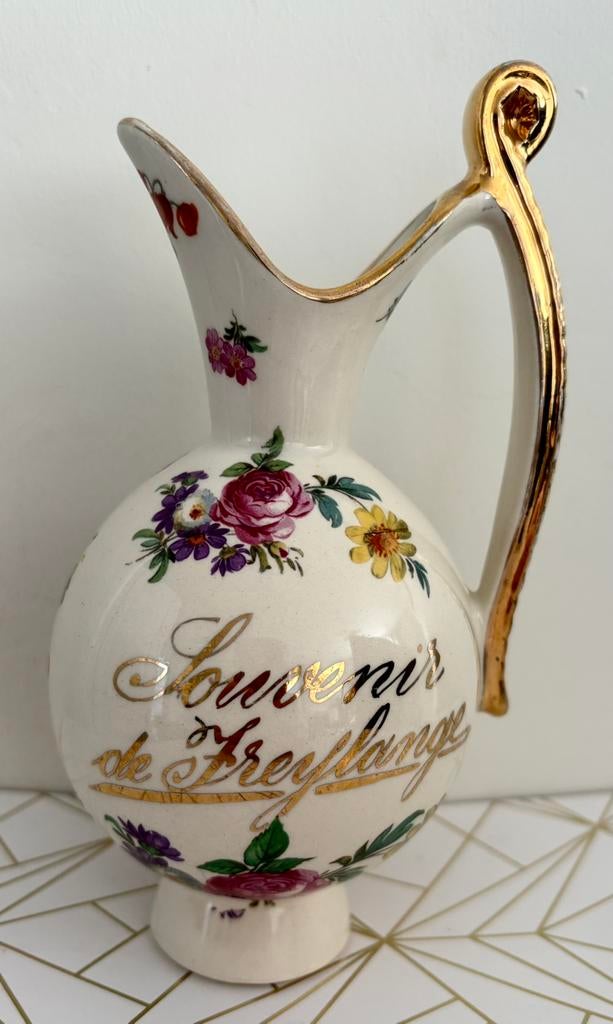 Boch Frères La Louvière pichet décor «Fleurs de Saxe», Enlèvement