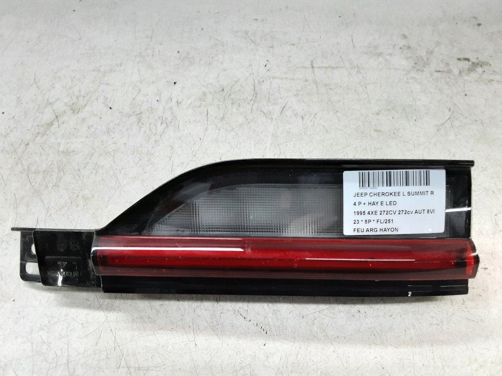 ACHTERLICHT LINKS ACHTERKLEP Jeep Grand Cherokee L (WL), Webaccessibility@stellantis.com, Gebruikt, Stellantis N.V., Taurusavenue 1
2132 LS  Hoofddorp, NL