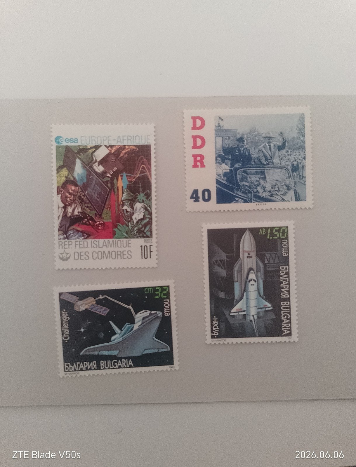 4 timbres pour un voyage dans l'espace après un voyage dans, Timbres & Monnaies, Timbres | Europe | Suisse, Enlèvement ou Envoi