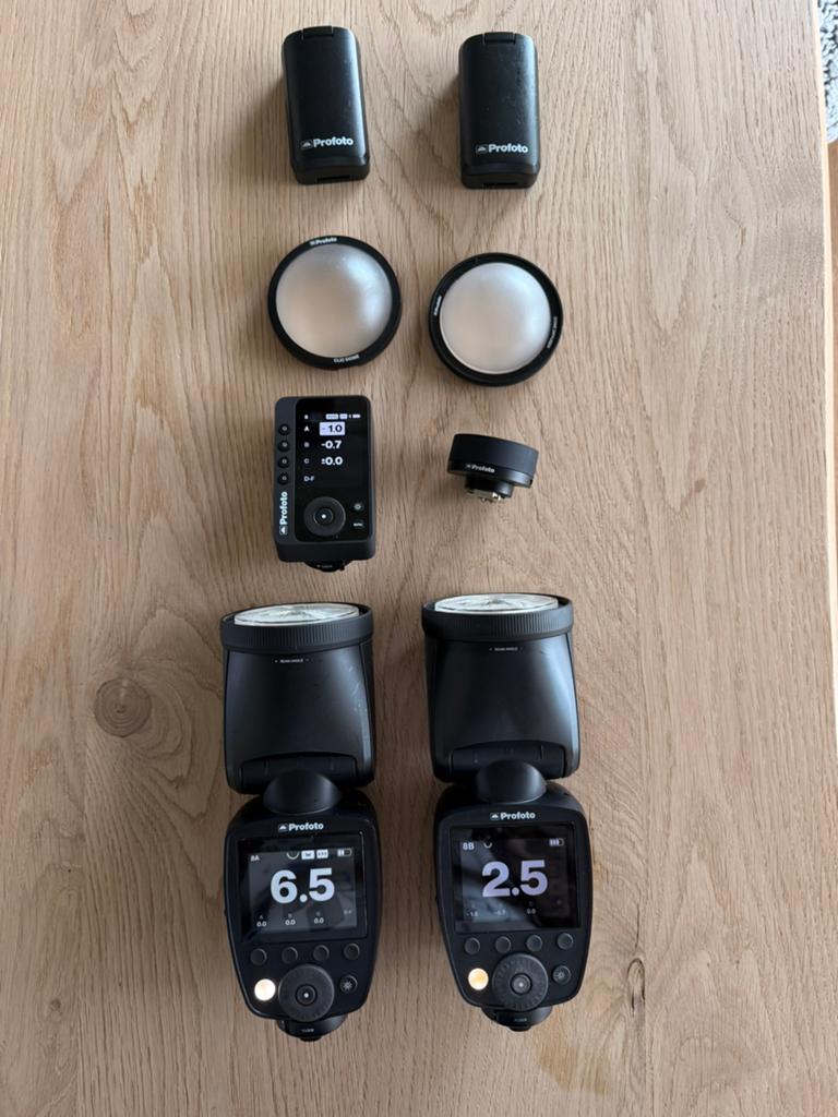 Profoto a10 + a1x + triggers voor canon, Audio, Tv en Foto, Foto | Flitsers, Verzenden, Gebruikt, Canon