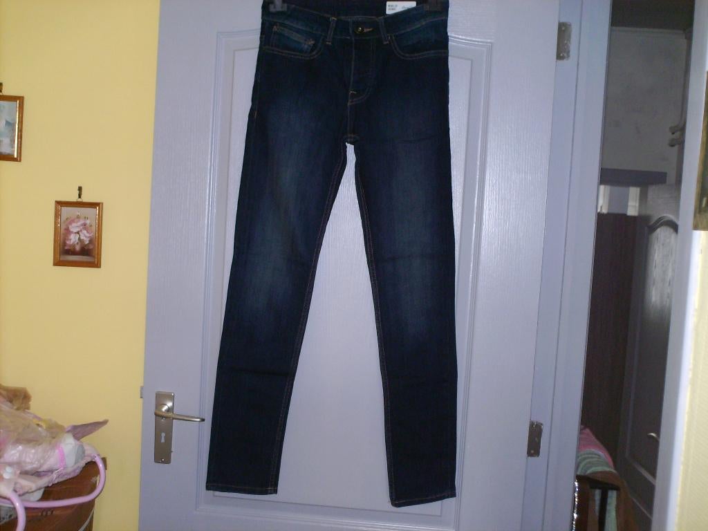 a vendre pantalon homme, Enlèvement ou Envoi, Neuf, Taille 46 (S) ou plus petite, Autres couleurs