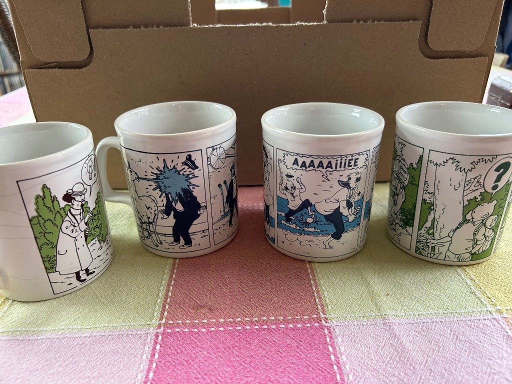 4 tassen / mokken Kuifje Tin Tin, Ophalen of Verzenden, Kuifje, Gebruikt, Gebruiksvoorwerp