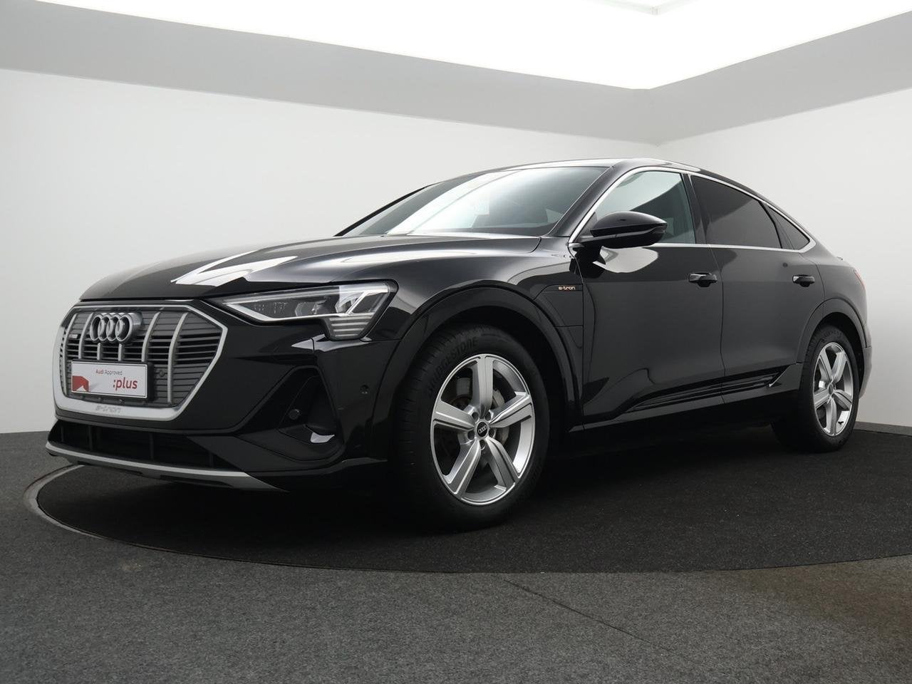 Audi e-tron Sportback 408PK E-Tron 95kWh 55 Sportback Quattr, https://public.car-pass.be/vhr/f0141a12-898a-4c84-ad3a-f7c3f8c28b03