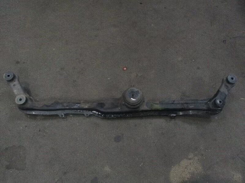 SUBFRAME VOOR Volkswagen Vento (1H2) (01-1991/09-1998), Berliner Ring 2 38440 Wolfsburg, DE, Enlèvement ou Envoi, Volkswagen, Volkswagen AG