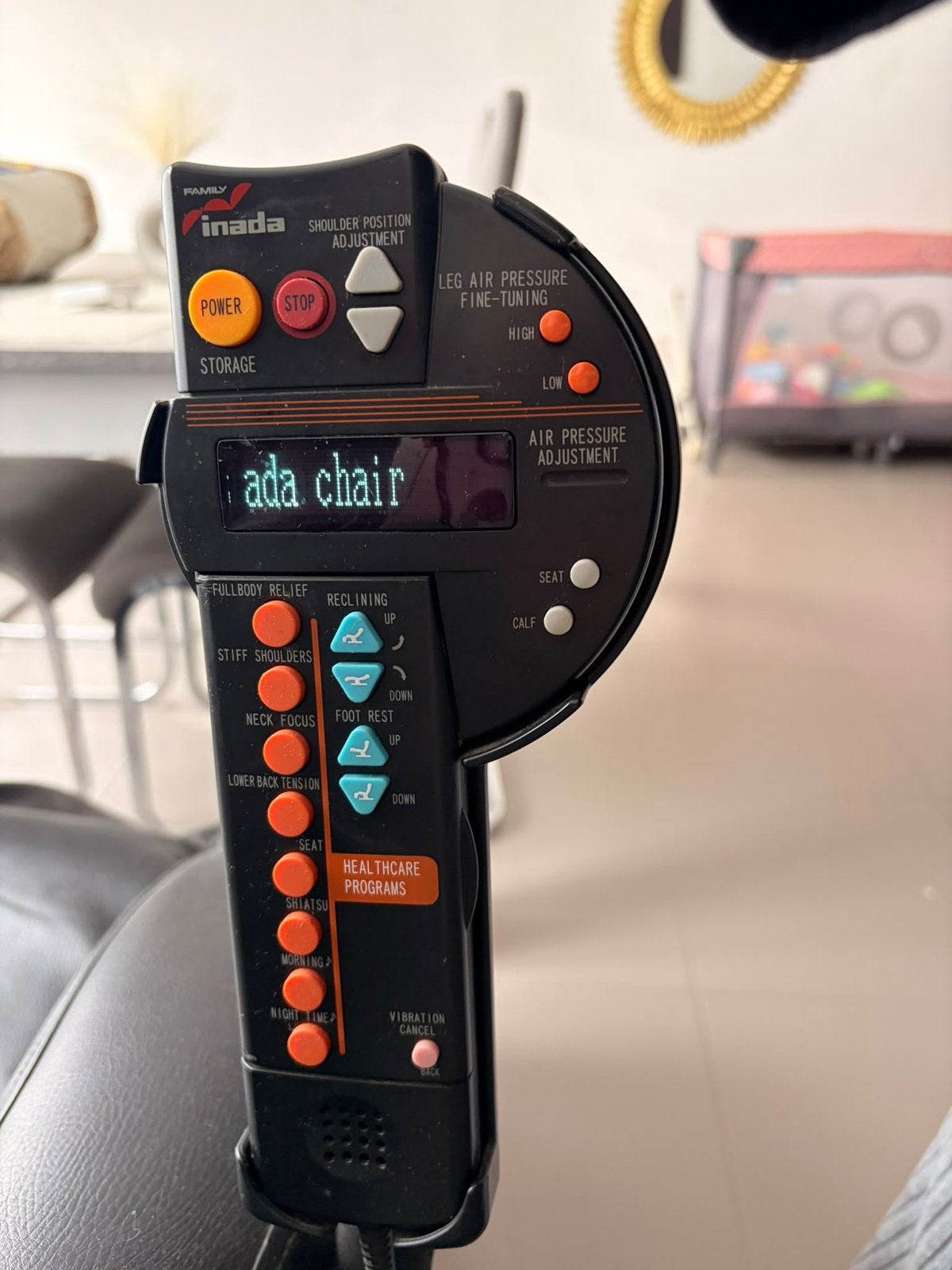 Fauteuil de massage japonais INADA – Très bon état – 700 €, Enlèvement, Comme neuf