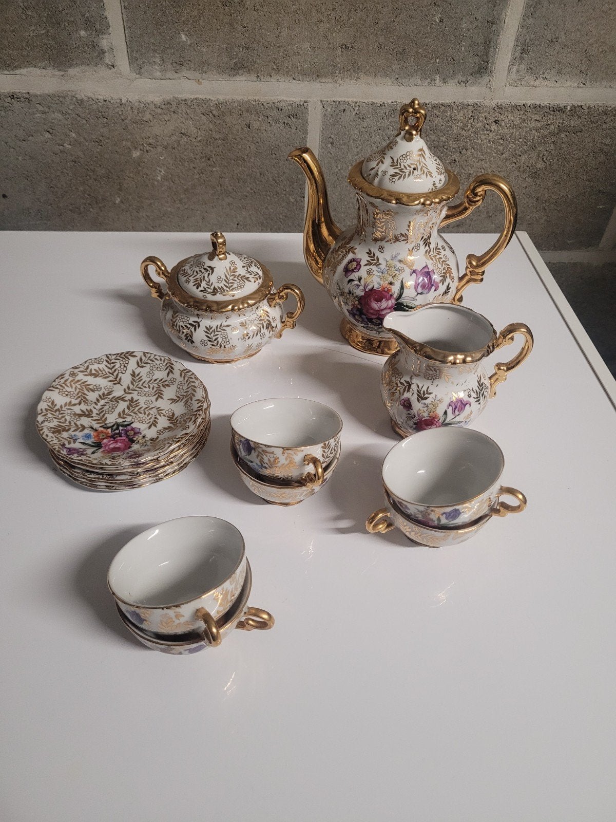 Theeservies, porselein