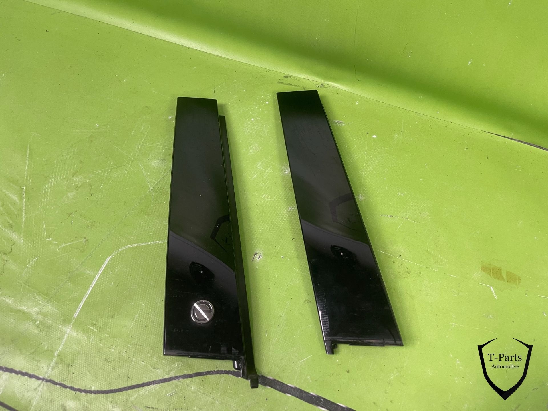moulure de porte gauche droite Opel Corsa 39222099 39222097, Info@fabrikant.eu, Fabrikant BV, Opel, Utilisé