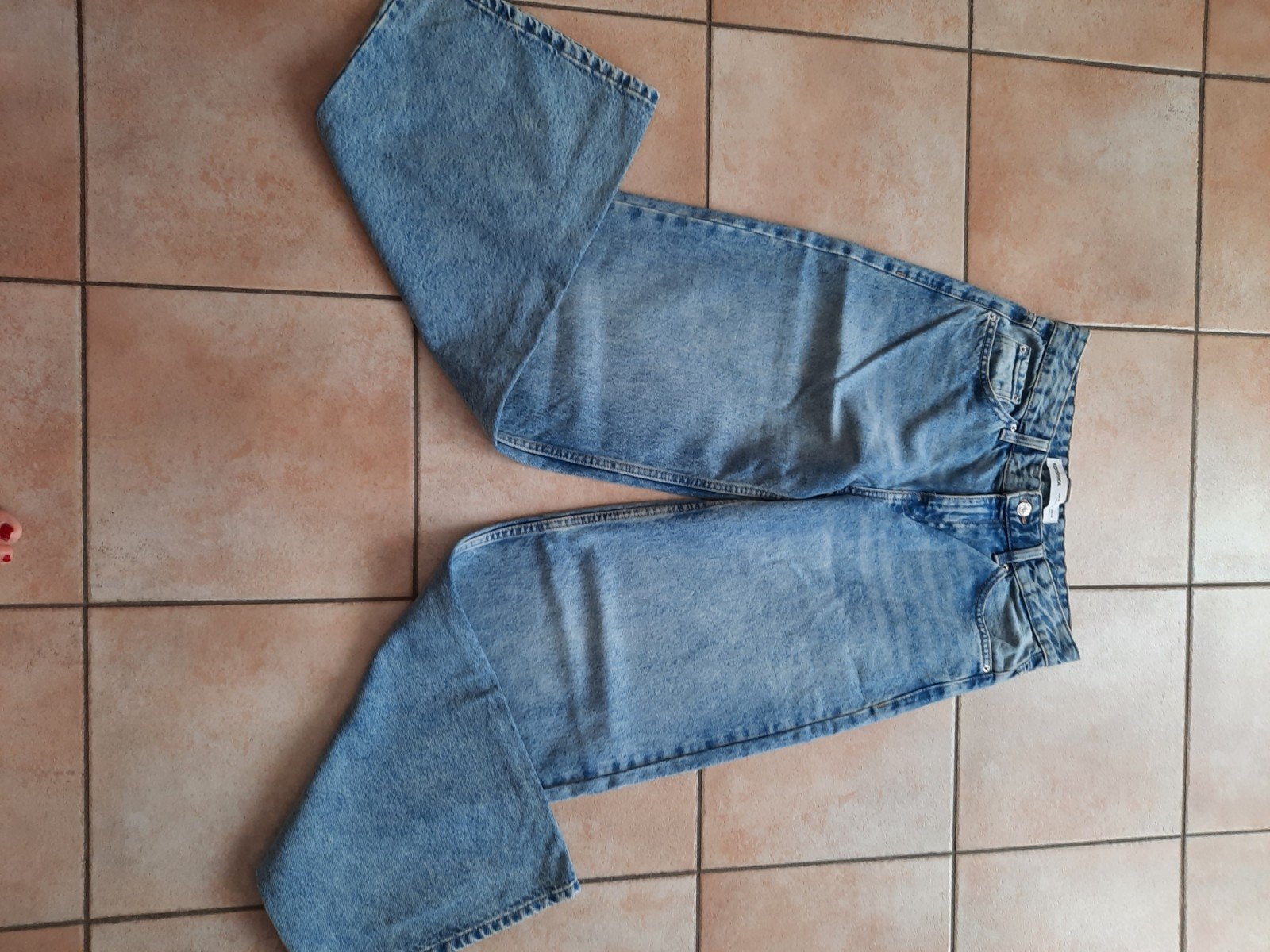 jeans maat S van Bershka, W28 - W29 (confection 36), Enlèvement, Bleu, Comme neuf