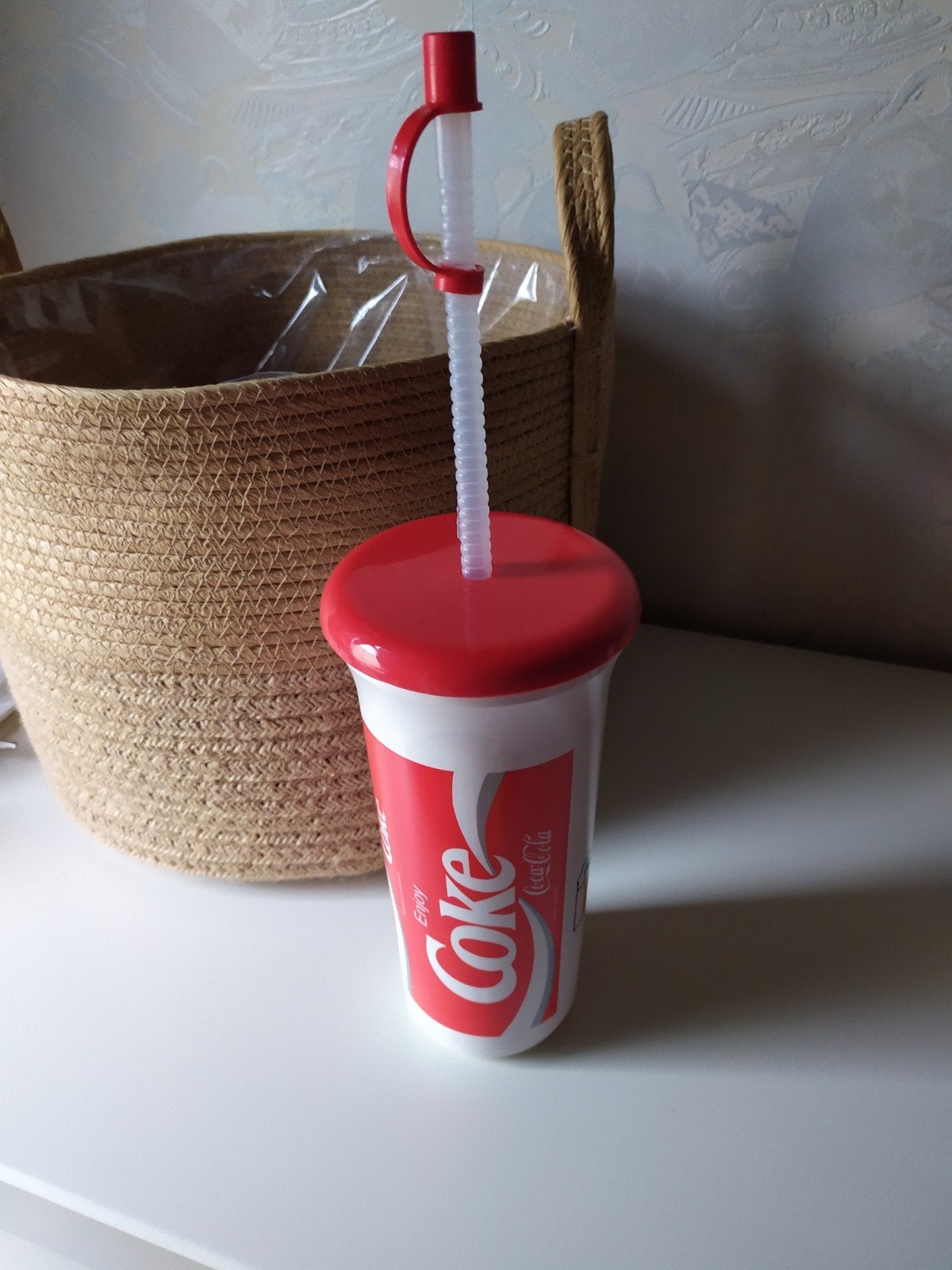 Nouveaux grands gobelets avec une paille (NOUVEAU), Enlèvement ou Envoi