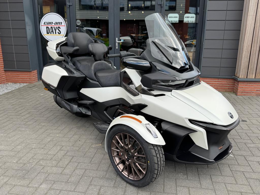 SALE! Can Am Spyder RT Sea 2 Sky Model 25 - Vegas White, Niet ingevuld, 1330 cc, Niet ingevuld, Can Am Spyder RT