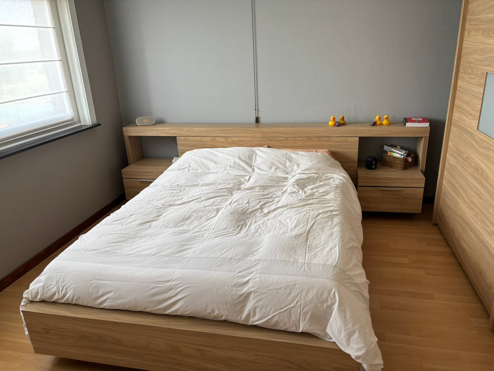 Bed + nachtkastjes met verlichting, Huis en Inrichting, Ophalen, Gebruikt, Beige, Tweepersoons