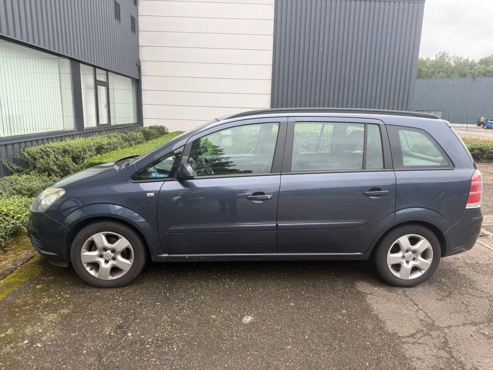 Opel zafira benzine euro 4 ,7 zit met airco, Auto's, Opel, Zafira, Particulier, Euro 4, Te koop