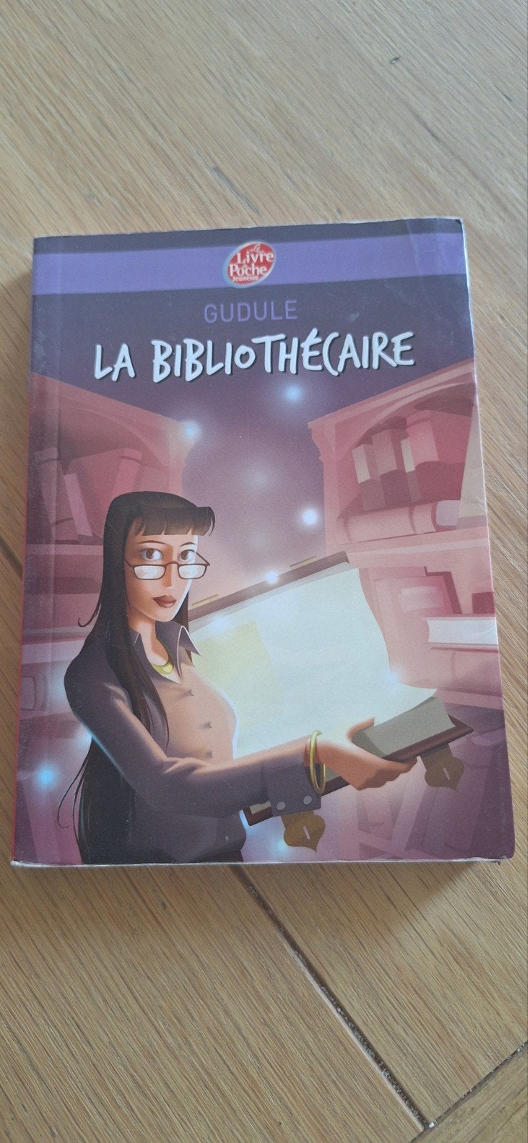 La bibliothécaire, Livres, Enlèvement ou Envoi
