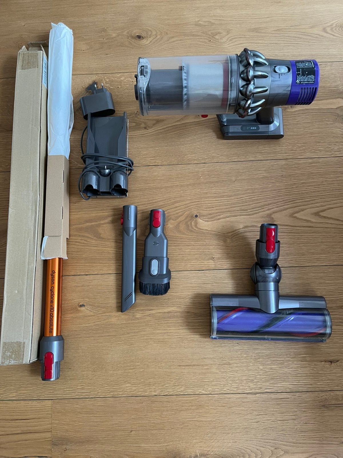 Dyson v10, Electroménager, Enlèvement ou Envoi, Comme neuf, Dyson