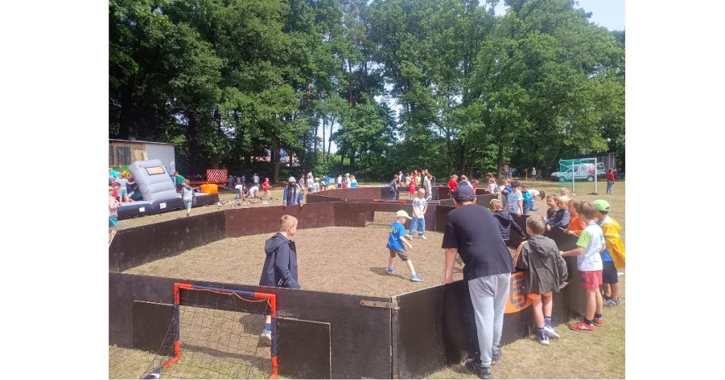 panna-arena, pannakooi, voetbalgoal, voetbalspel, Ophalen, Gebruikt