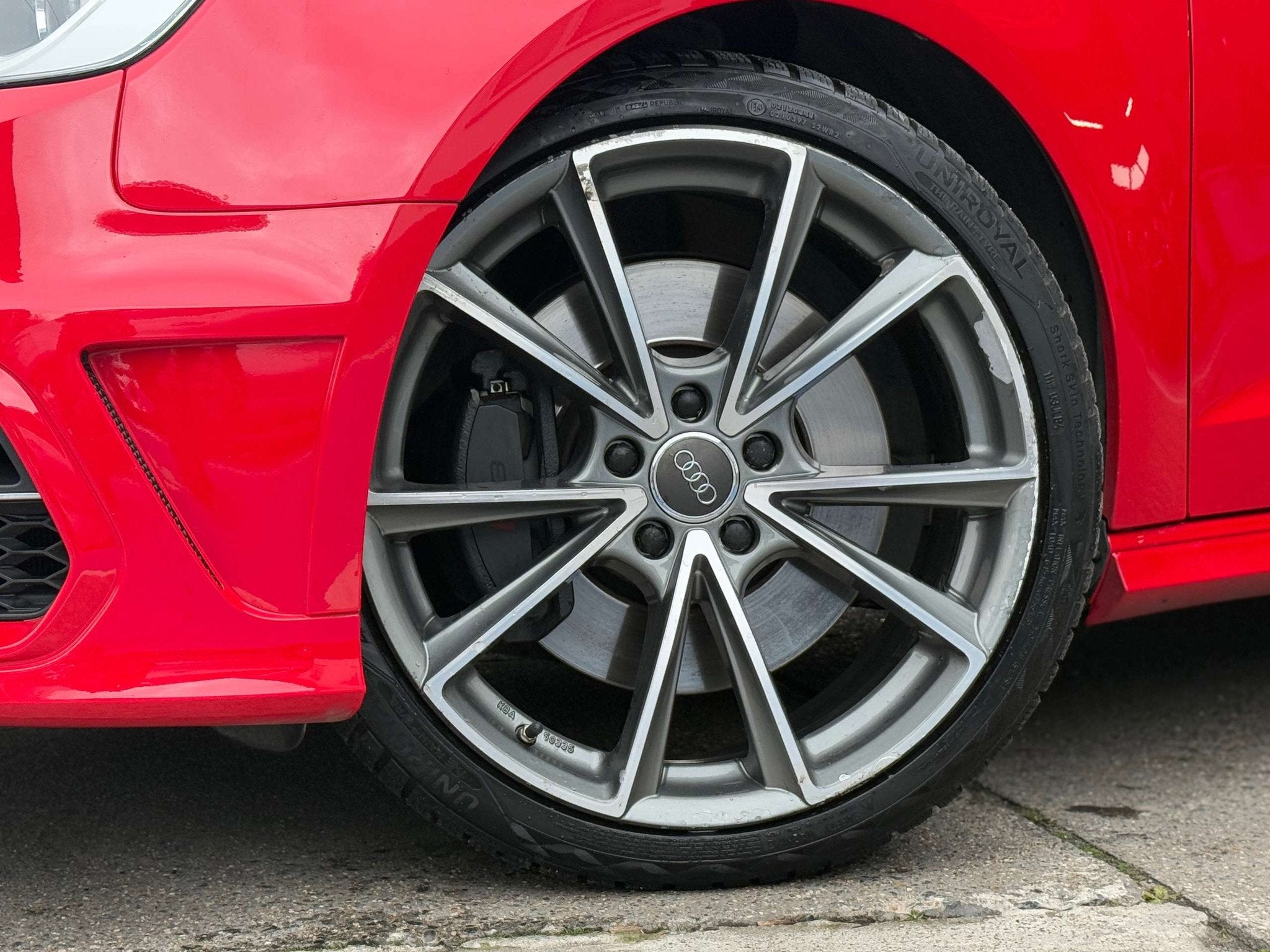 AUDI S3 2.0 TFSI 300ch QUATTRO SPORTBACK BVA S-TRONIC Sièges sport