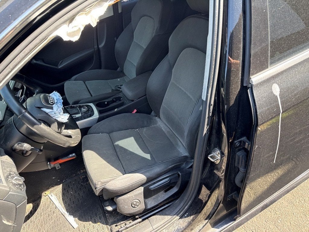 STOEL LINKS VOOR Audi A4 Avant (B8) (01-2007/12-2015), Info@audi.de, Audi, Audi AG, Gebruikt