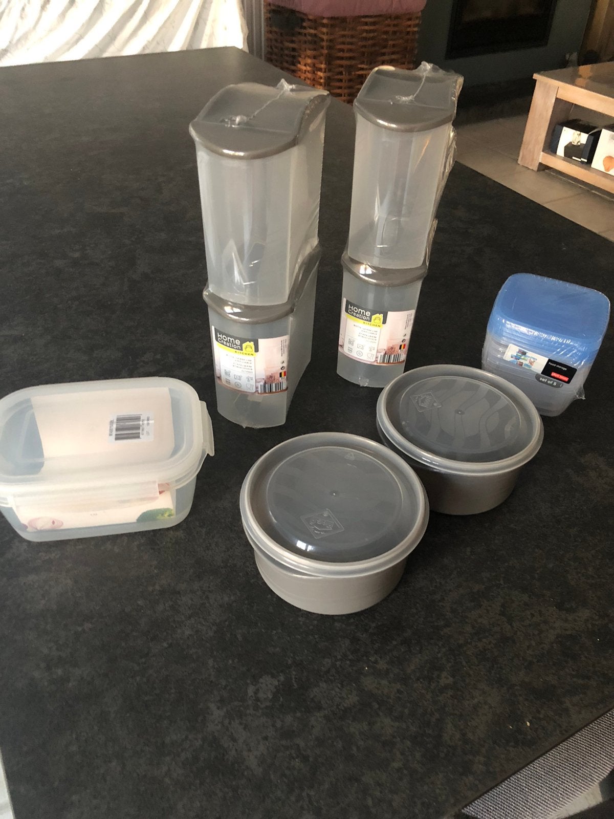 Plusieurs boîtes en plastique neuves, Electroménager, Enlèvement, Comme neuf