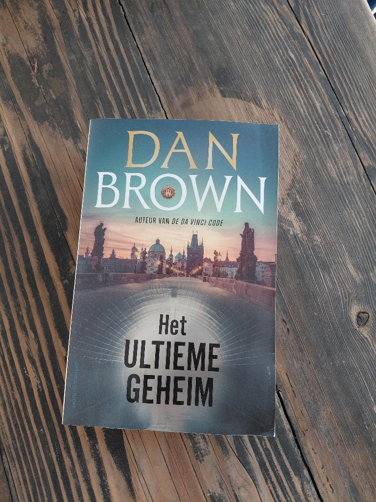 Het Ultieme Geheim - Dan Brown, Boeken, Ophalen of Verzenden, Zo goed als nieuw, Dan Brown, Europa overig
