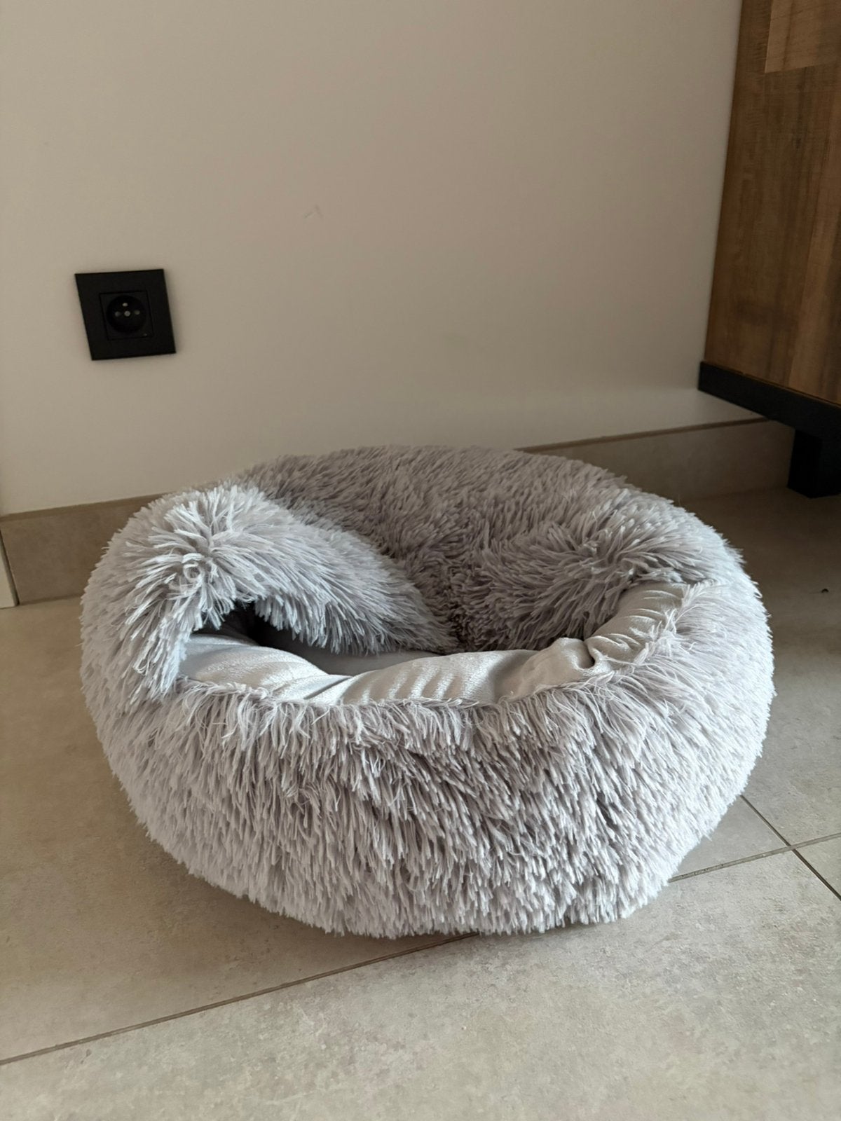 Zacht grijs kattenmandje, Animaux & Accessoires, Paniers pour chats, Enlèvement ou Envoi, Comme neuf