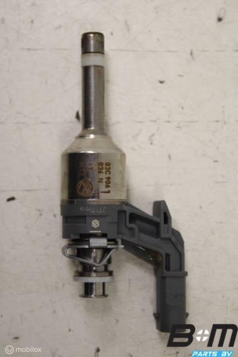 Injector (verstuiver) Volkswagen Polo 6R 03C906036N, Gebruikt