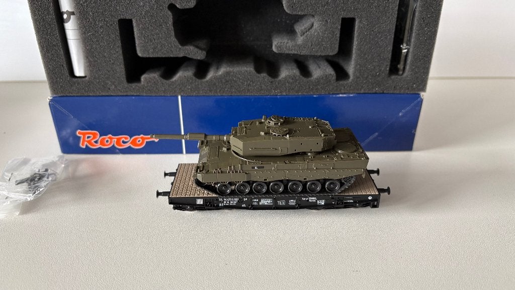 CHAR LEOPARD 2 DE L'ARMÉE NÉERLANDAISE SUR WAGON NS - ROCO, Neuf, Wagon, NS, Roco