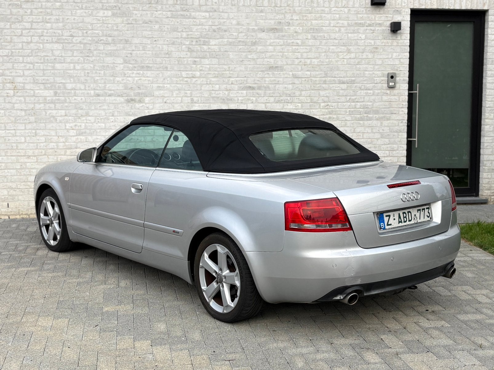 Audi A4 cabrio 1.8cc benzine 10/2007 185.000km’s Gekeurd *, Auto's, Zwart, Cabriolet, A4, 120 kW