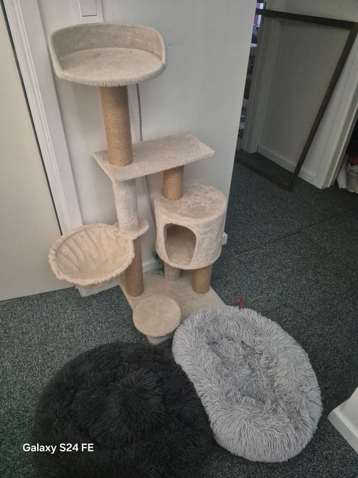 arbre a chat plus 2 cousin neuf, Dieren en Toebehoren, Krabmeubelen, Ophalen of Verzenden, Nieuw