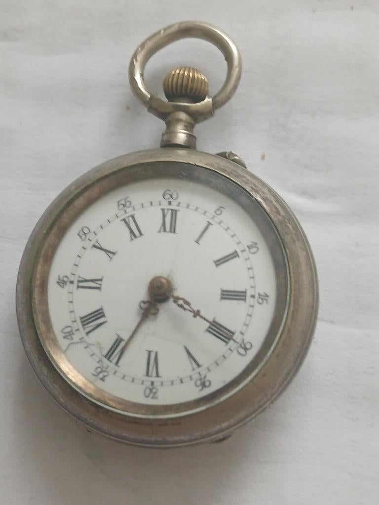 Klein zakhorloge in werkende staat, Handtassen en Accessoires, Horloges | Antiek, Ophalen of Verzenden, Zakhorloge