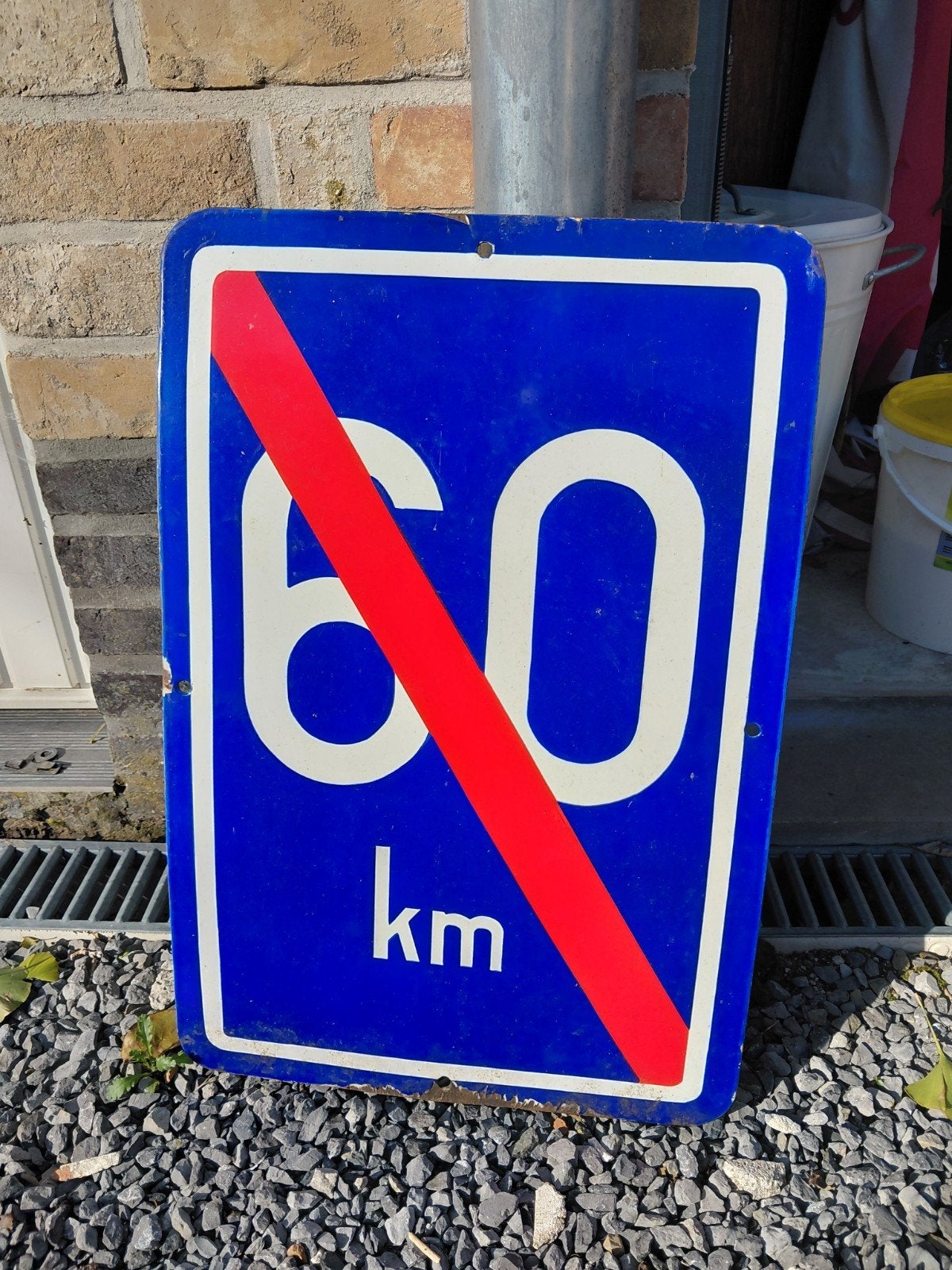 Vintage emaille verkeersbord, Ophalen