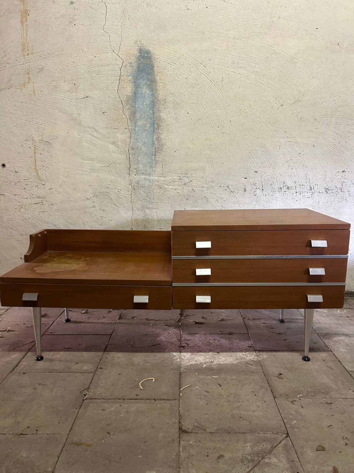 Vintage tv-kastje met laden, Ophalen, Gebruikt, Vintage, 50 tot 100 cm