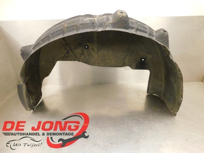 Passage de roue d'un Volkswagen Multivan T7, Volkswagen, -, 3 mois de garantie, Utilisé