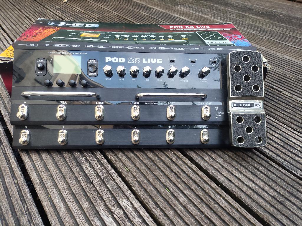 line 6 pod x3 live, Musique & Instruments, Effets, Enlèvement, Utilisé, Autres types