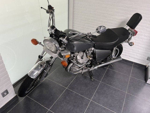 Honda CX500, Cardan-aandrijving, 2 cilinders, Motorrijbewijs A, Gebruikt