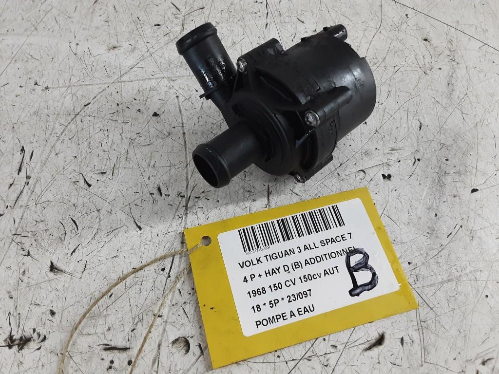 POMPE A EAU Volkswagen Tiguan Allspace (BW2) (5Q0121599AN), Volkswagen, Mevr. I. Hauben, Utilisé, Rue de l'Espoir 34 34
4030  GRIVEGNÉE, BE