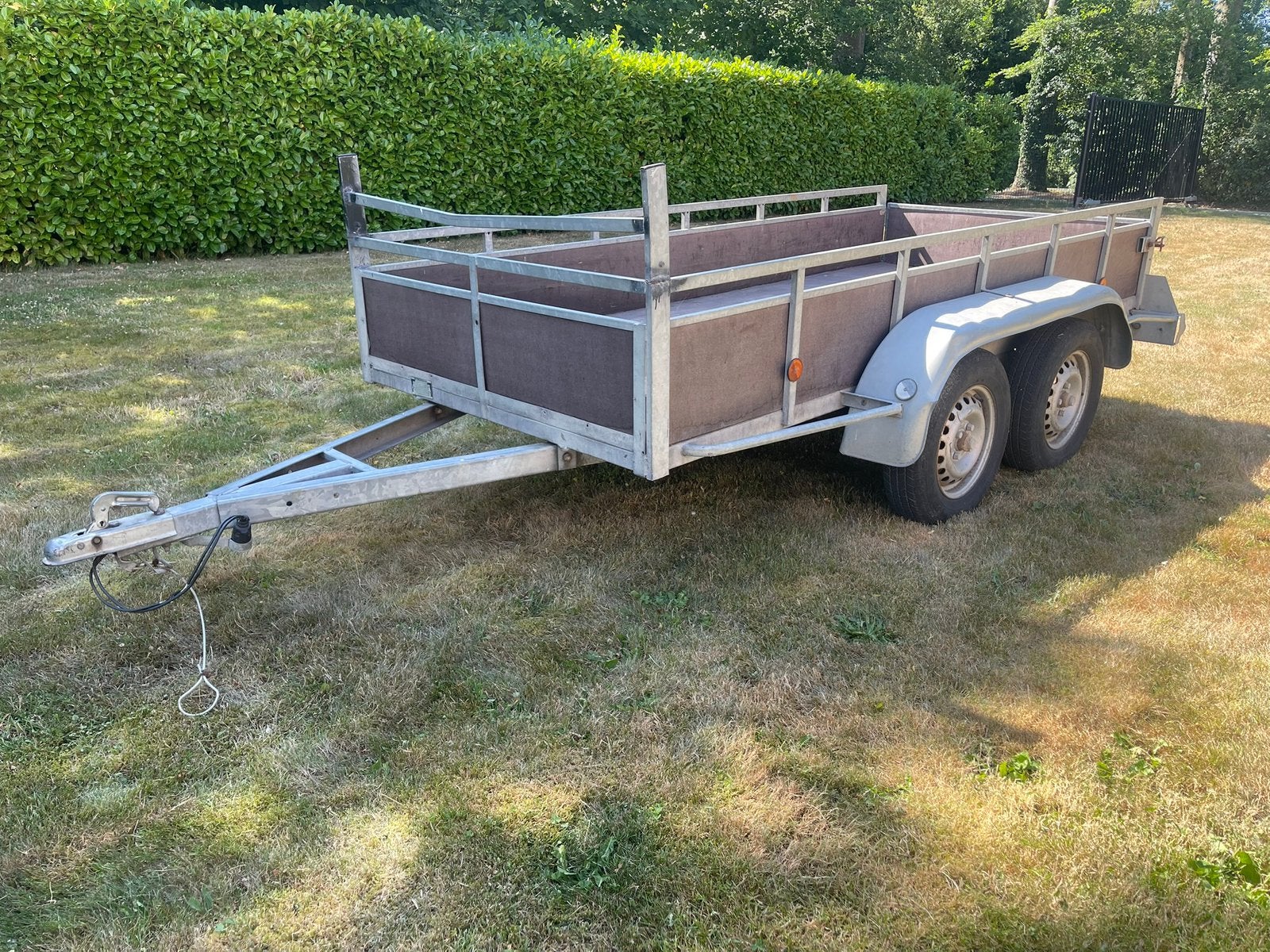 Dubbelas aanhangwagen 3m x 1,3 m, Ophalen, Gebruikt