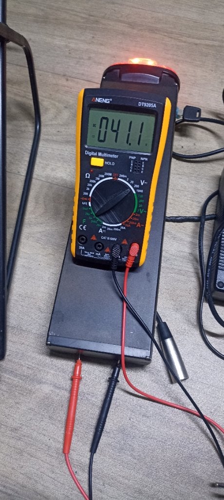 Batterie 36 volts avec chargeur et porte-bagages, Enlèvement, Comme neuf