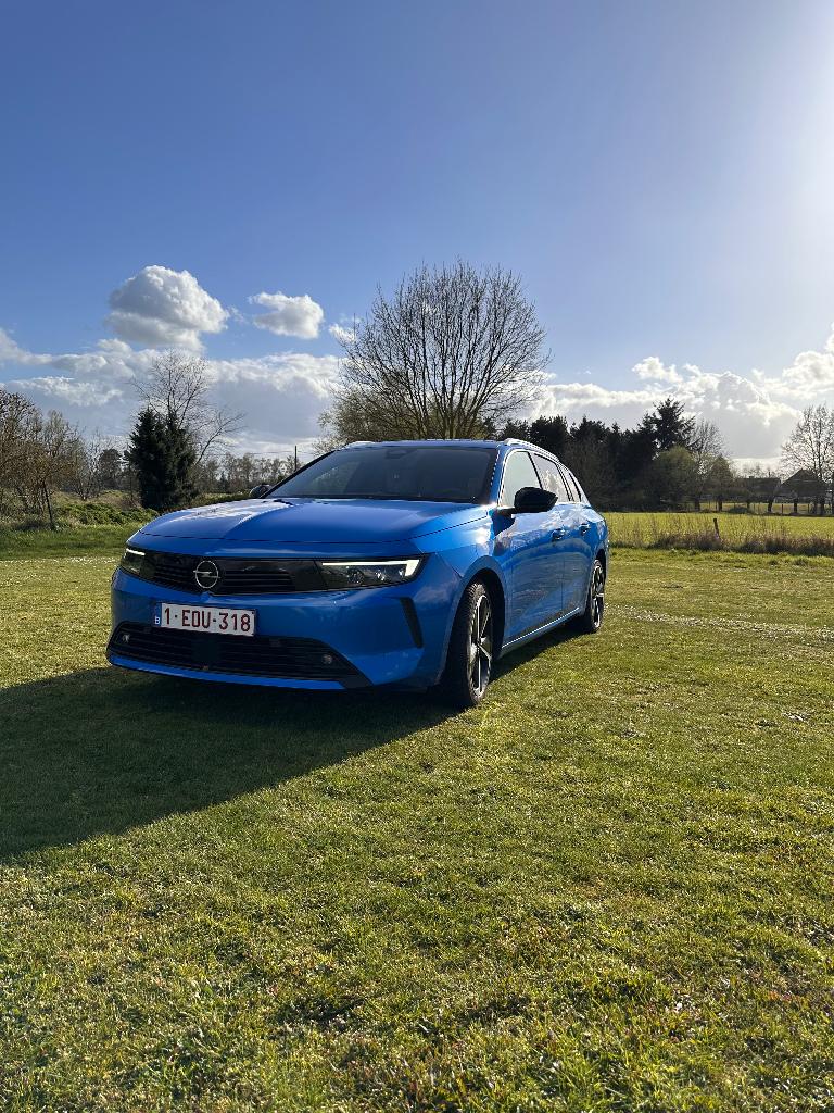 Astra Sports Tourer 1.5 Turbo D Elegance S/S (EU6.4, Auto's, Stof, Euro 6, Blauw, Particulier