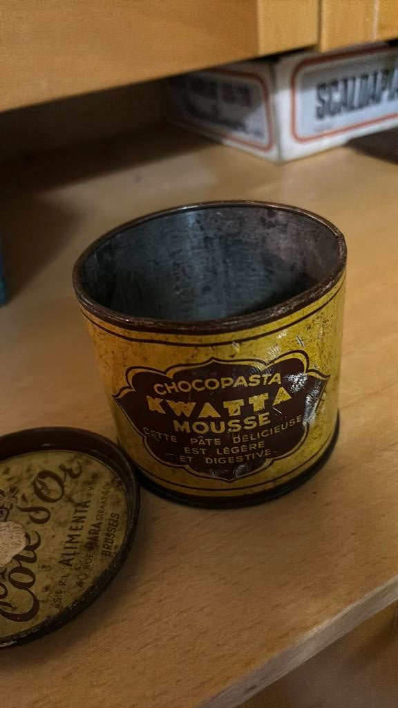 Ijzeren KWATTA chocopasta doos, Ophalen