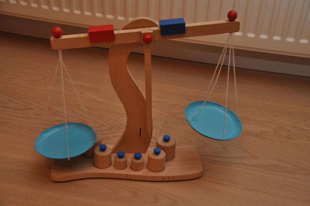 Houten weegschaal, Kinderen en Baby's, Speelgoed | Houten speelgoed, Ophalen, Gebruikt, Overige typen