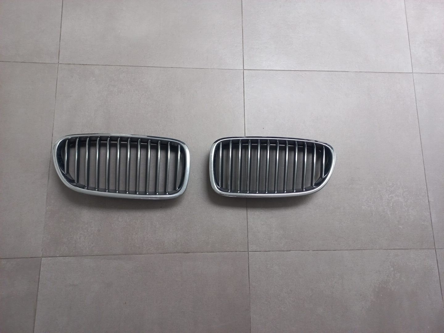 bmw f10 grill origineel, Enlèvement, BMW
