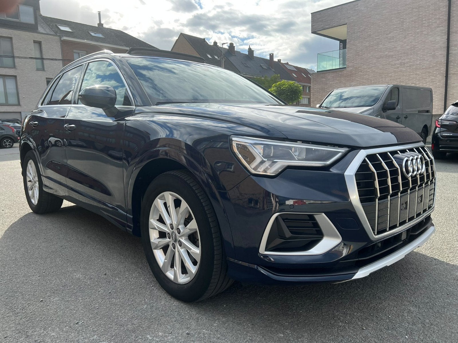 AUDI Q3 1.5I SLINE, Auto's, Monovolume, 1498 cc, 4 cilinders, Blauw