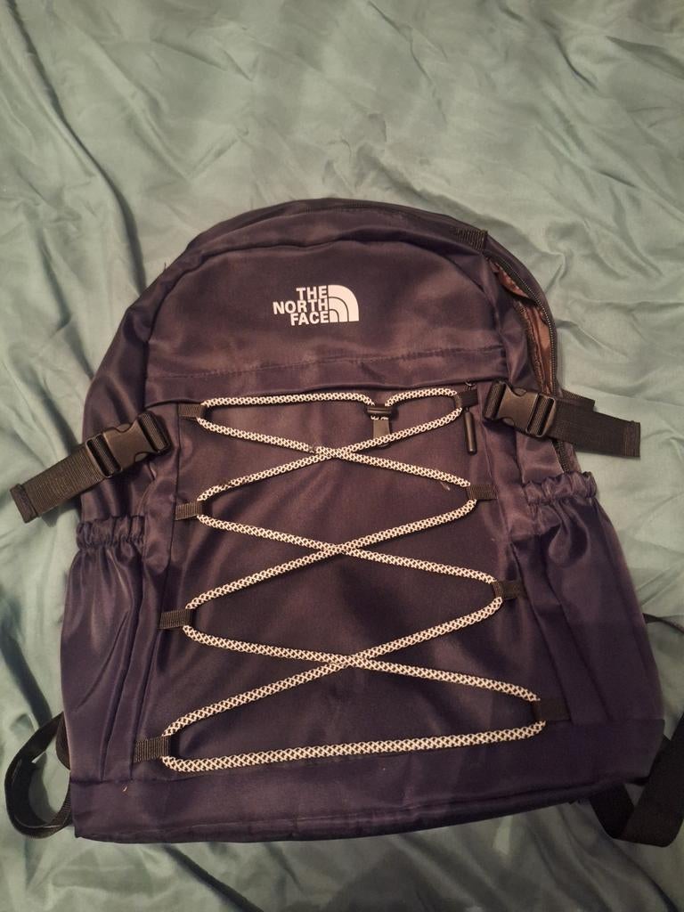 The North Face rugzak, Ophalen