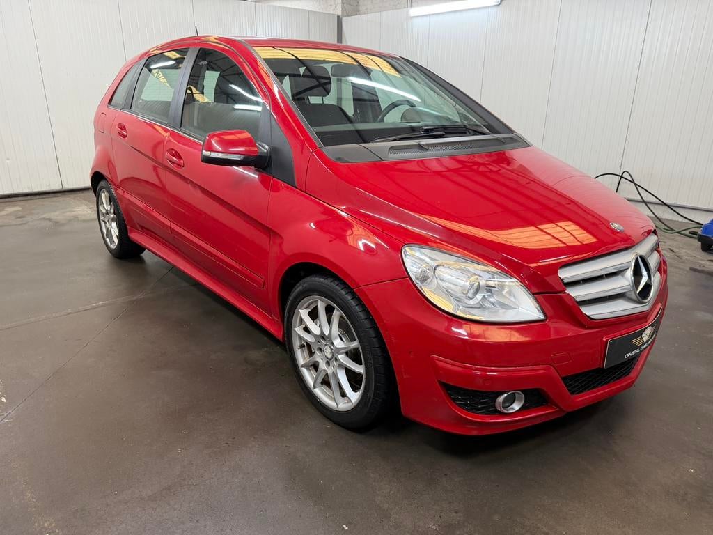 Mercedes-Benz B200 2009 AUTOMAAT, Auto's, Stof, Bedrijf, Euro 4, Rood