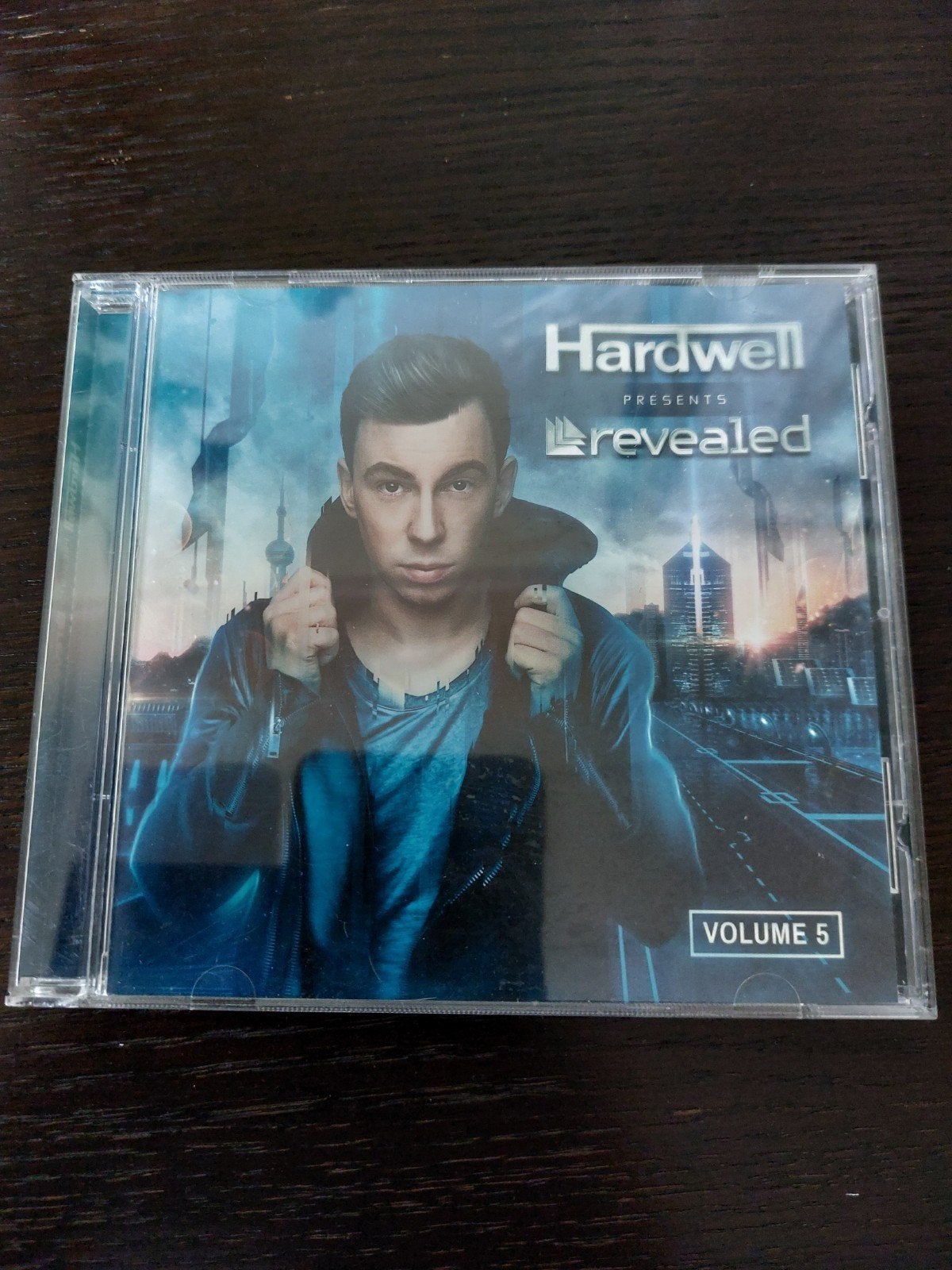HARDWELL Presents Revealed Vol.5, CD & DVD, CD | Dance & House, Envoi, Comme neuf