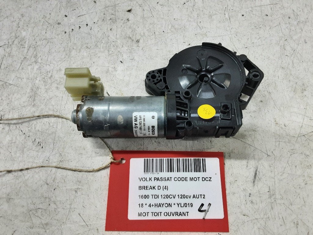 TOIT OUVRANT MOTEUR Passat Variant (3G5) (3G9877795D), Volkswagen, Mevr. I. Hauben, Utilisé, Rue de l'Espoir 34 34
4030  GRIVEGNÉE, BE